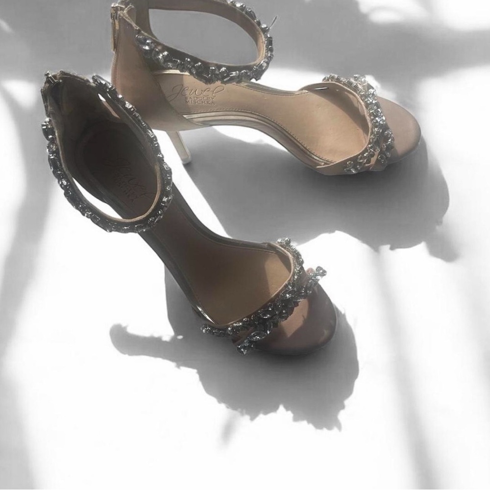 Jewel Badgley Mischka Silver Embellished Heels